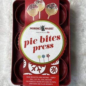 NORDIC WARE Pie Bites Press NEW Made USA Kitchen Cut Crimp Dessert Pastry Pops‎